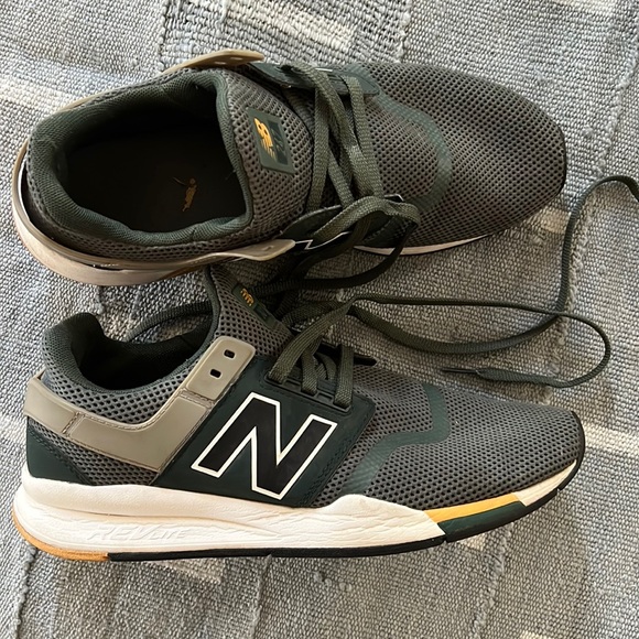 New Balance Mens Revlite Tennis Shoe 95 